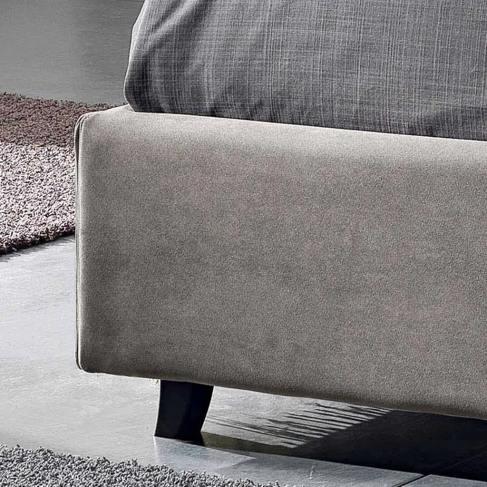 Gestoffeerde tweepersoonsbed met moderne container 160x190 / 200 Reby Viadurini