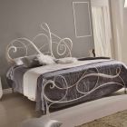Dubbel bed in smeedijzer met Athena solsleutel decoratie Viadurini