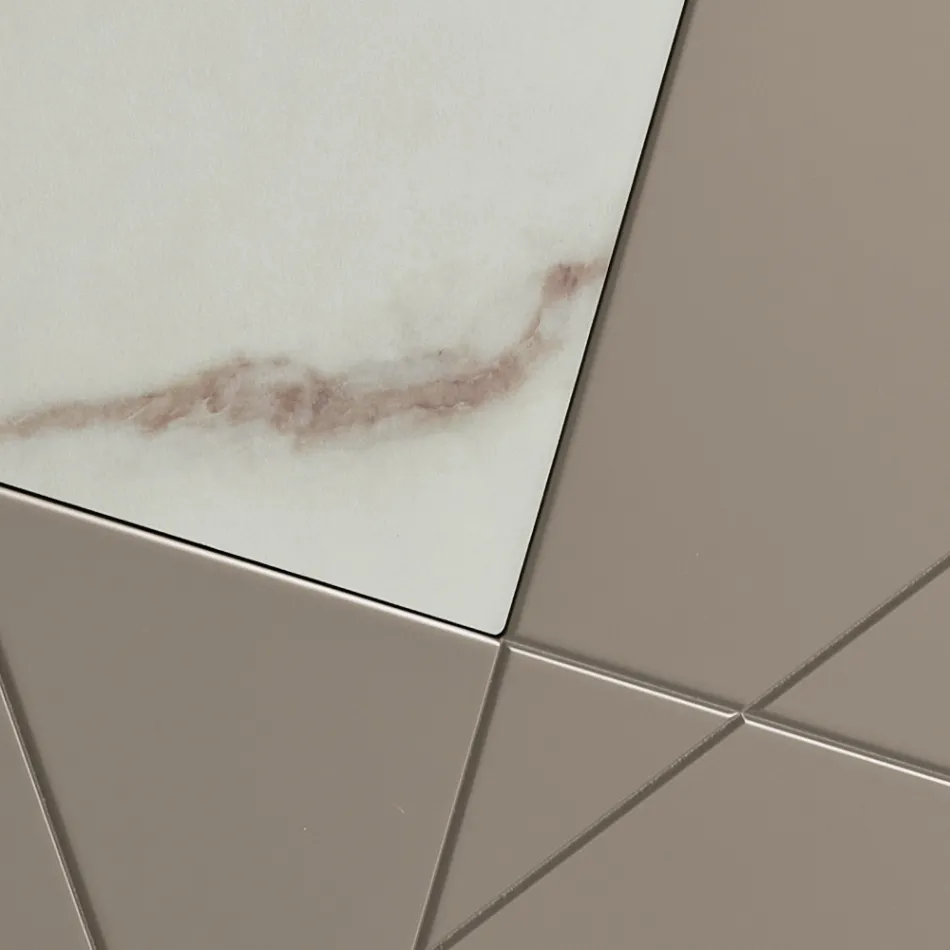 Dressoir met 4 deuren van gelakt MDF met pantograaf- en marmerlook glasinzetten - Danila Viadurini