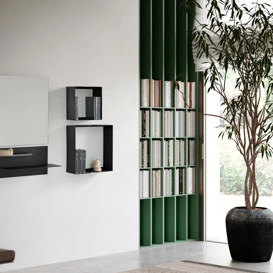 Metalen plank in twee maten en drie kleuren met gebogen details - Thalia Viadurini