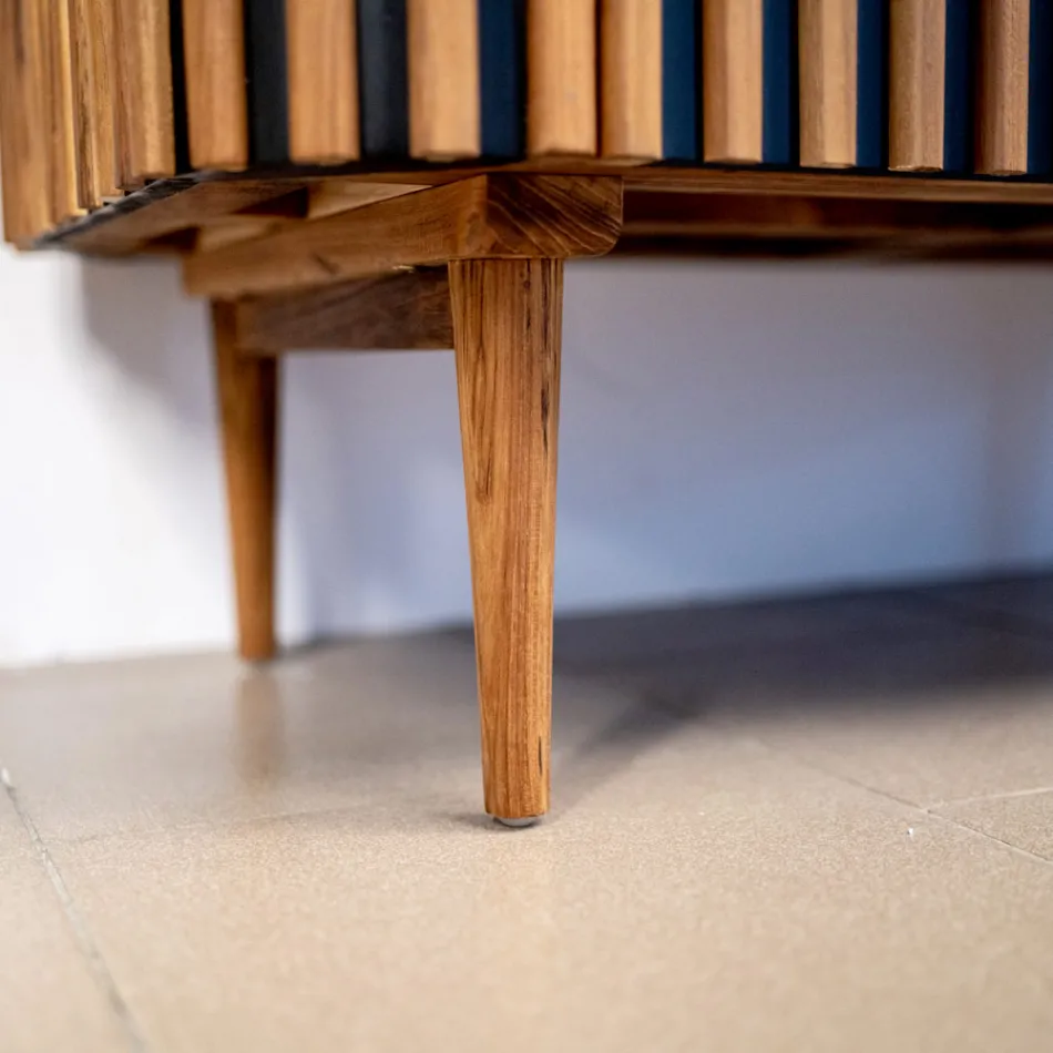 Handgemaakt badkamermeubel van massief teak en mahonie - Heliconia Viadurini