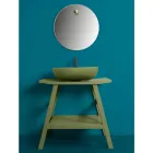 Moderne badkamerkast met groene plank en handdoekhaken - Crina Viadurini