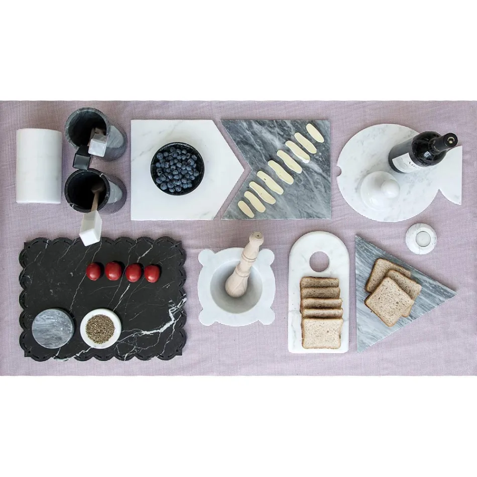 Mortel in wit Carrara-marmer met houten stamper gemaakt in Italië - Winda Viadurini