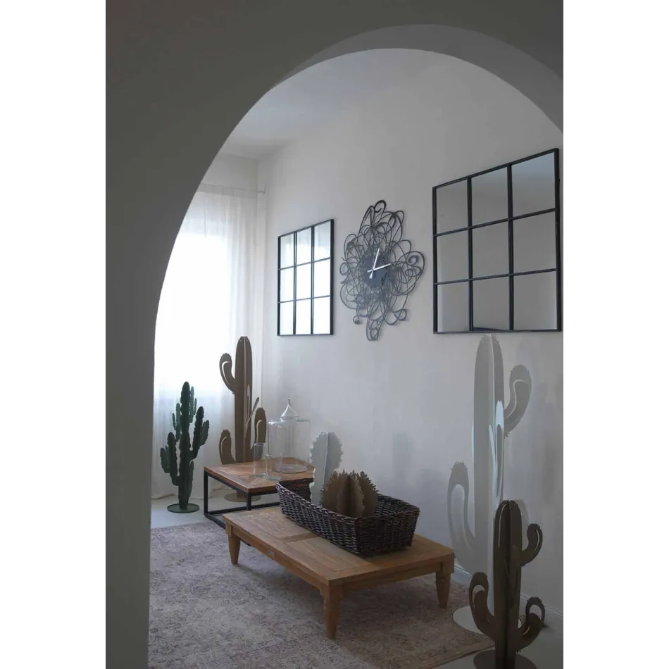 Modern design wandklok in zwart of wit ijzer gemaakt in Italië - Baldo Viadurini