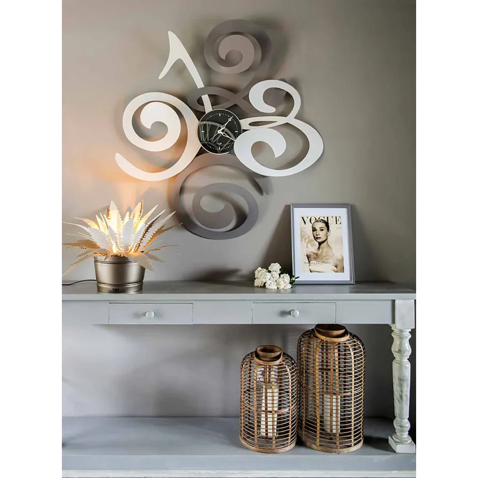 Design wandklok in gekleurd ijzer Made in Italy - Fiordaliso Viadurini