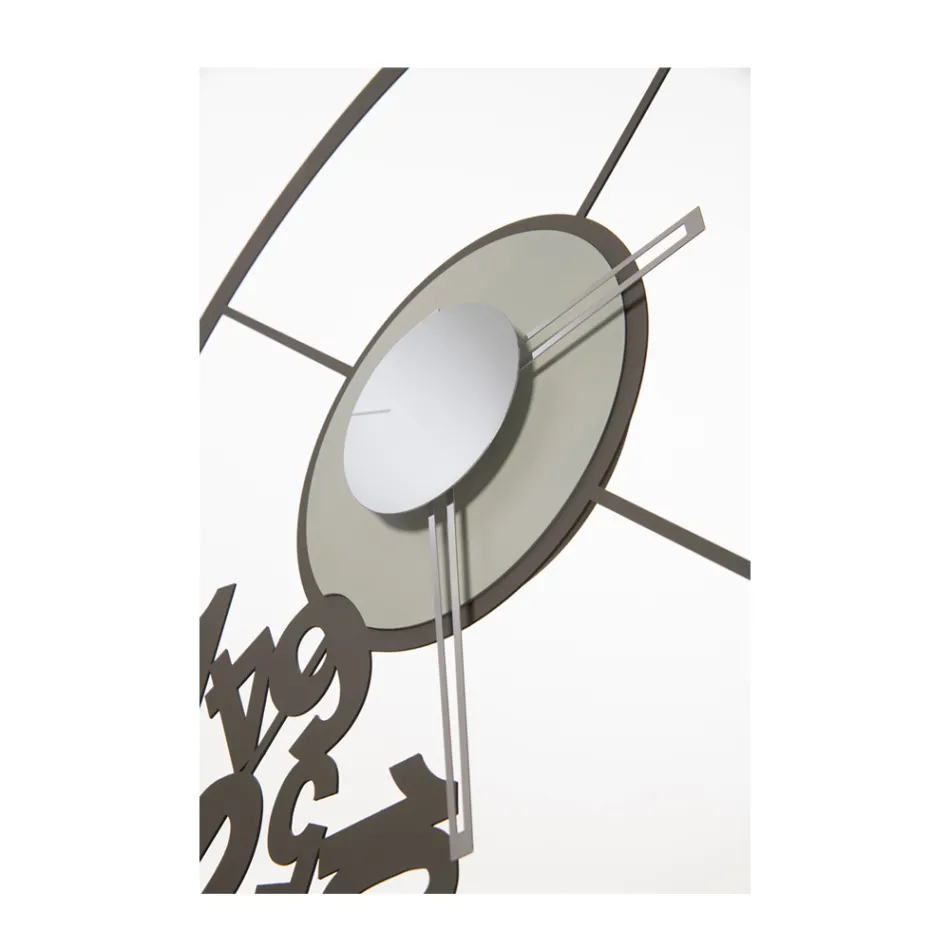 Klok gemaakt van ijzer met gevallen cijfers Made in Italy - Ram Viadurini