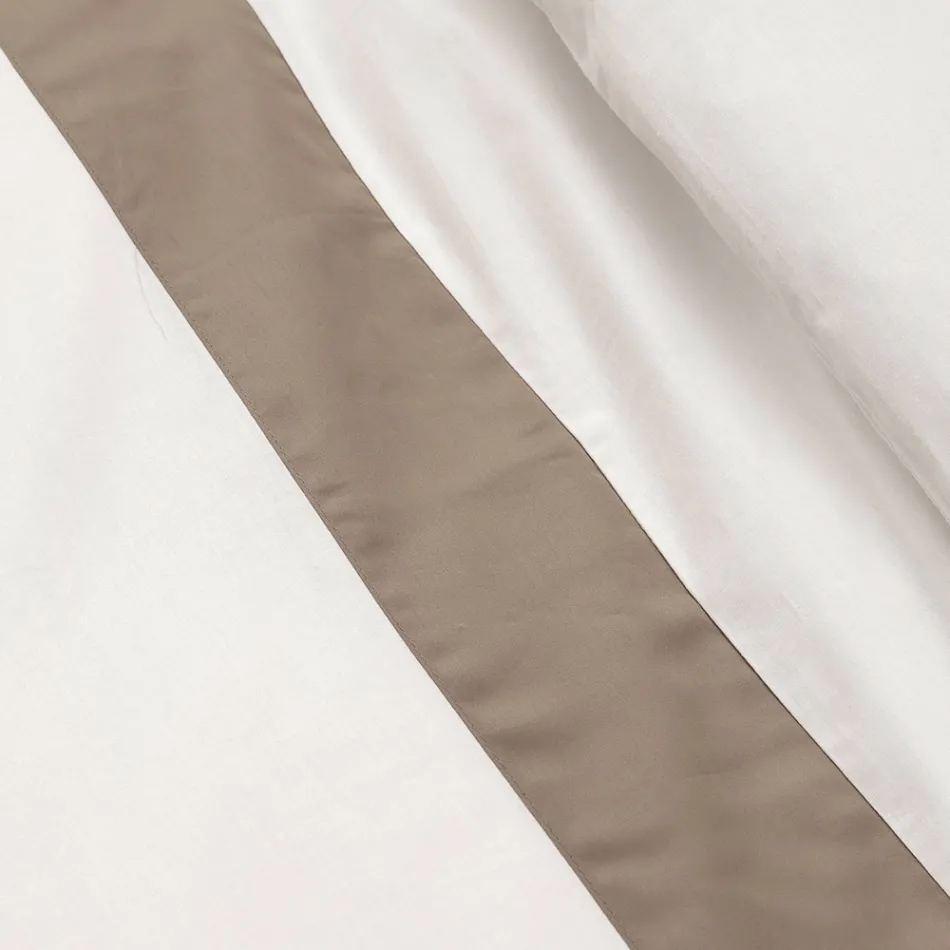 Kingsize dekbedovertrekset van 100% katoen en 10% katoensatijn - Detail Viadurini