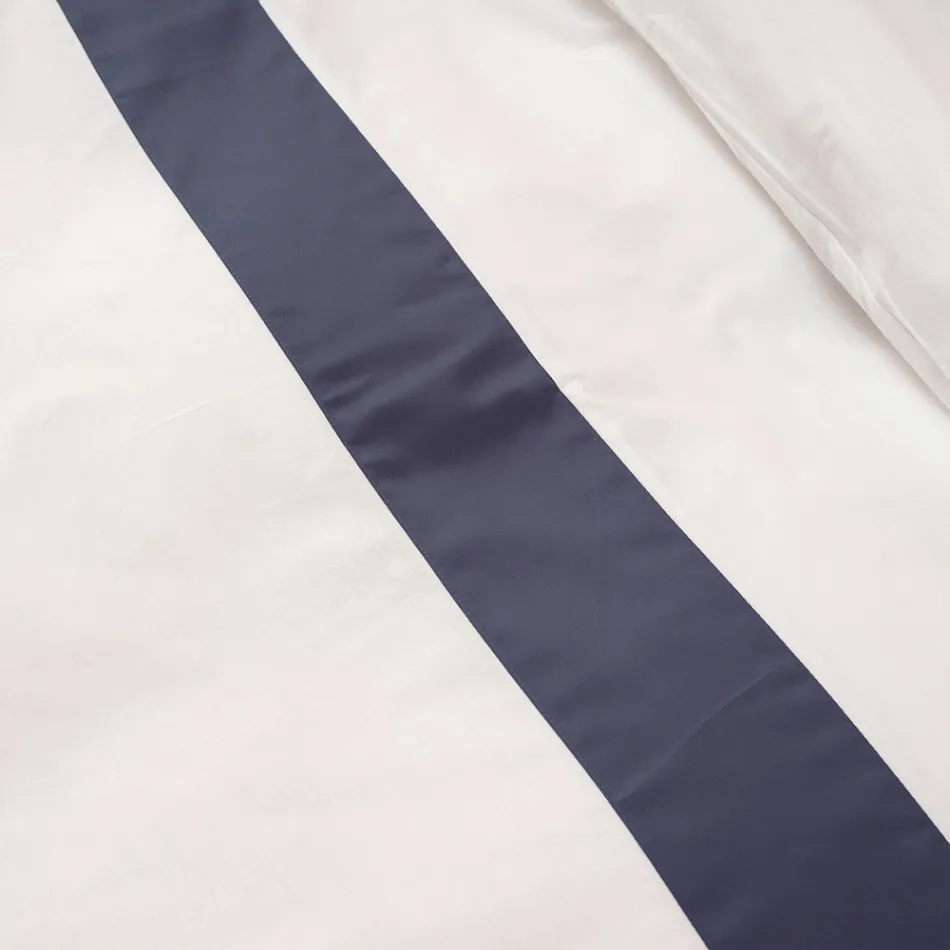 Eenpersoons en een half vierkant dekbedovertrekset in 100% katoen en 10% katoensatijn - Detail Viadurini