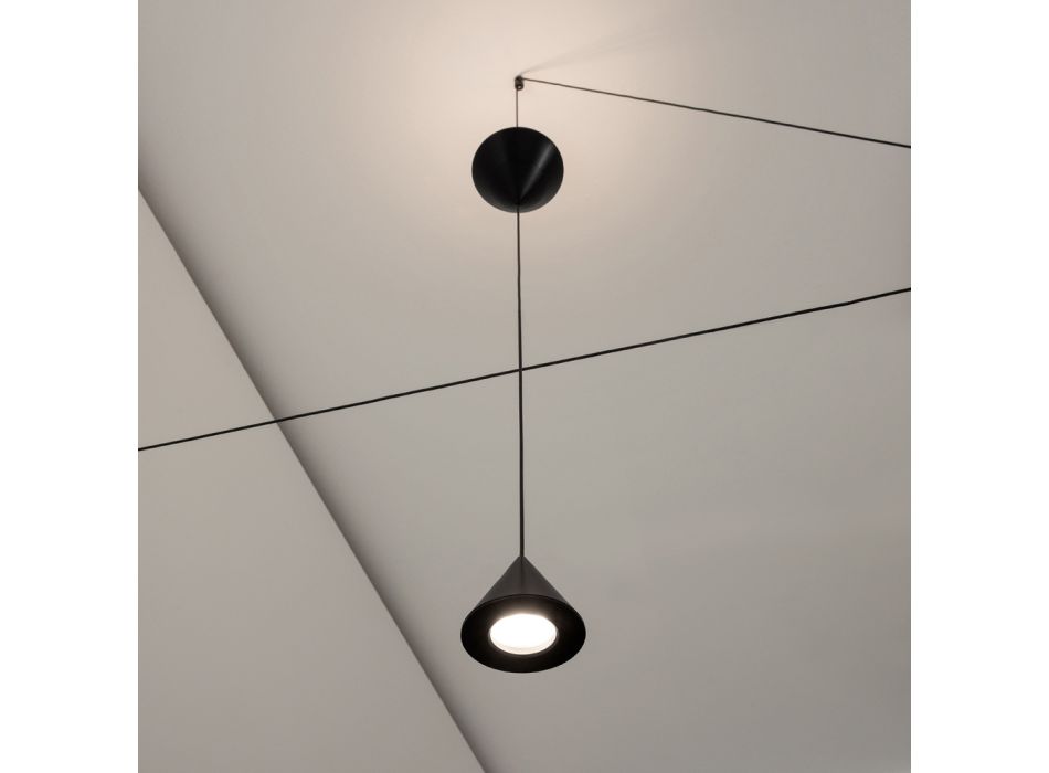 Vloerlamp in zwart aluminium en minimalistisch design met dubbele kegel - Mercado Viadurini