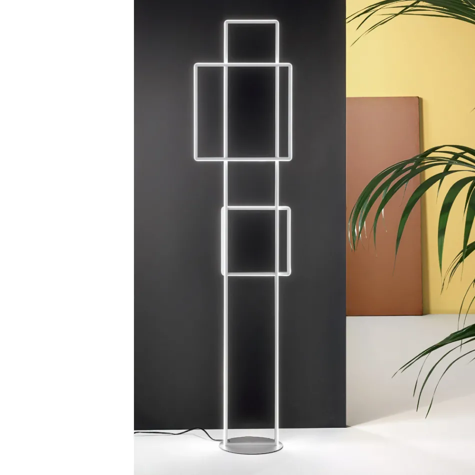 Design LED vloerlamp in goud of zilver gelakt metaal - Formal Viadurini