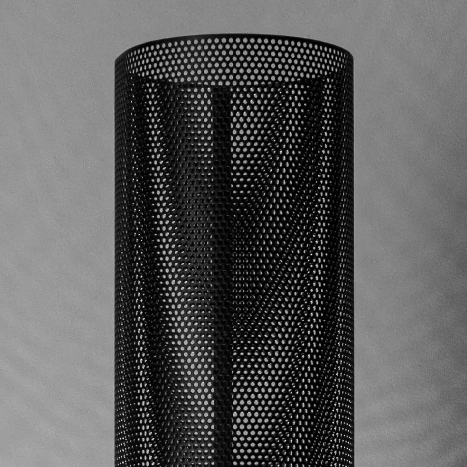 Staande lamp met geperforeerde metalen diffuser Made in Italy - Come Viadurini