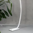 Moderne dimbare LED-vloerlamp in zwart, goud of wit metaal - Gondola Viadurini