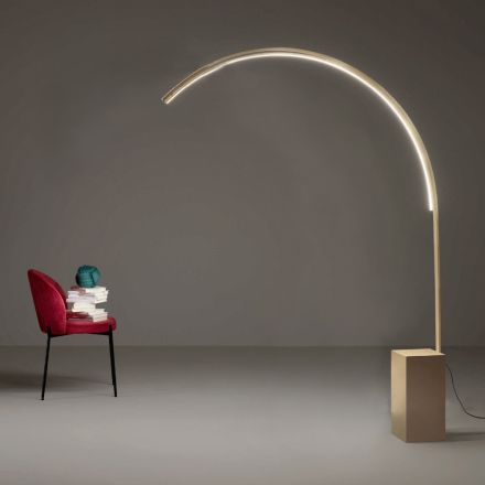 Moderne vloerlamp met dimbaar LED-licht in gelakt metaal - Picea Viadurini