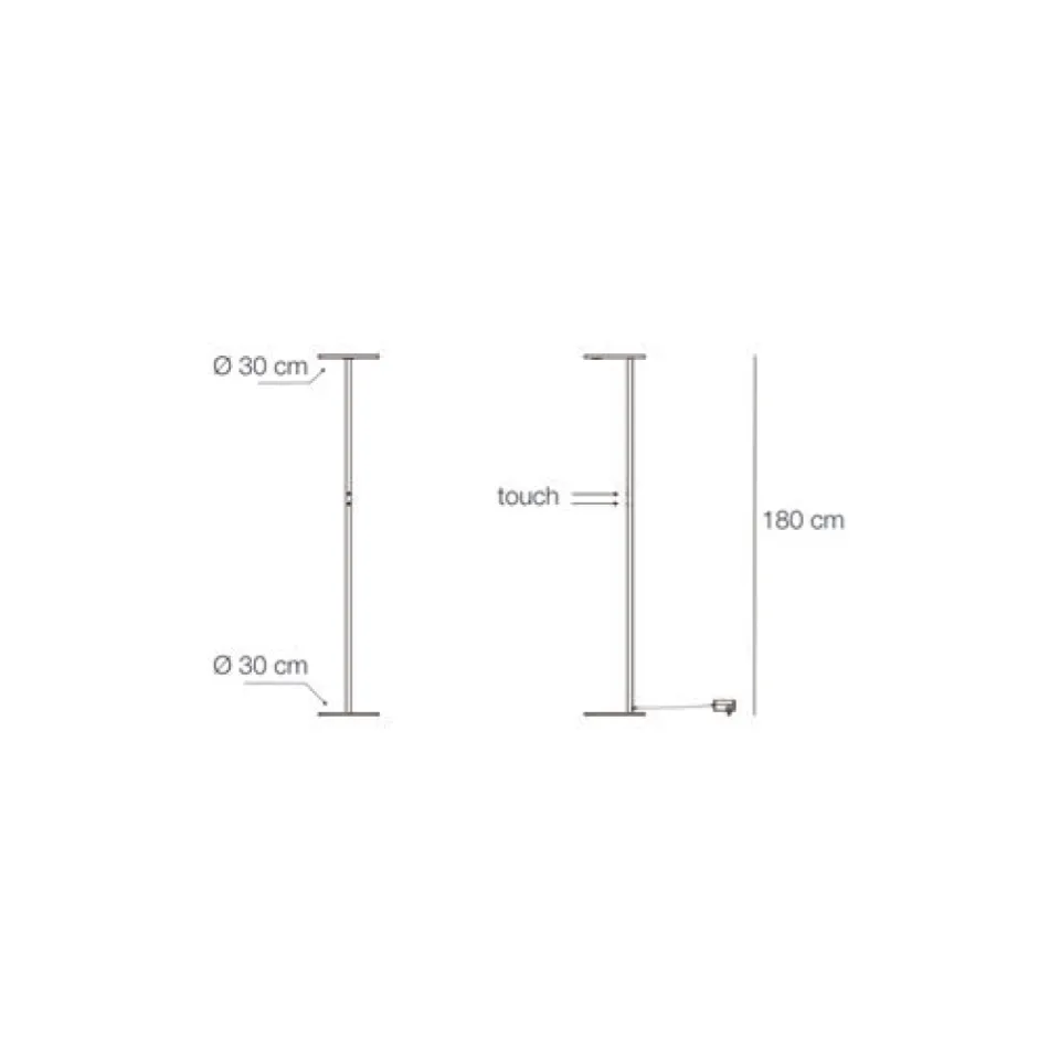 Staande lamp van metaal met verschillende afwerkingen, gemaakt in Italië - Lumi Viadurini