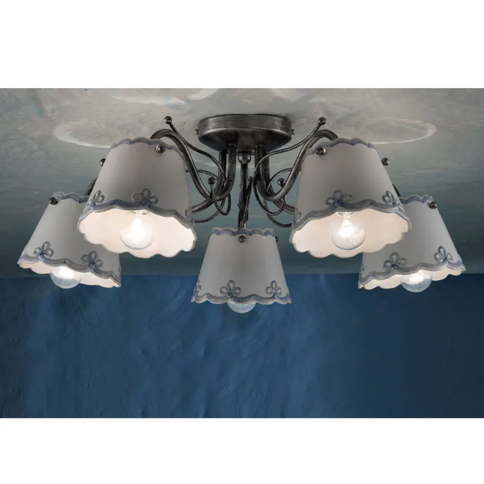 Plafondlamp met 3 of 5 lampjes in handbeschilderd borduureffect keramiek - Ravenna Viadurini