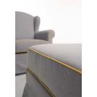 Woonkamer fauteuil met poef in essen stof Made in Italy - Ottavia Viadurini