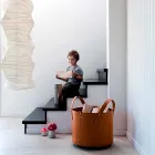 Cilindrische houtblokkenhouder in geregenereerd leer met Tonda Firestyle-wielen Viadurini