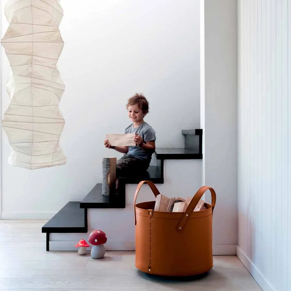 Cilindrische houtblokkenhouder in geregenereerd leer met Tonda Firestyle-wielen Viadurini