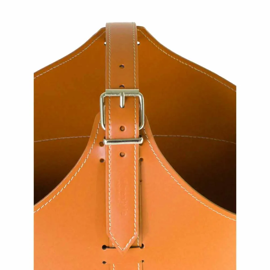 Portalegna van interieur met wiel in een modern geregenereerd leer Fabia Viadurini