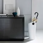 Paraplubak in geregenereerd leer van het handgemaakte ontwerp van Pluvia Viadurini