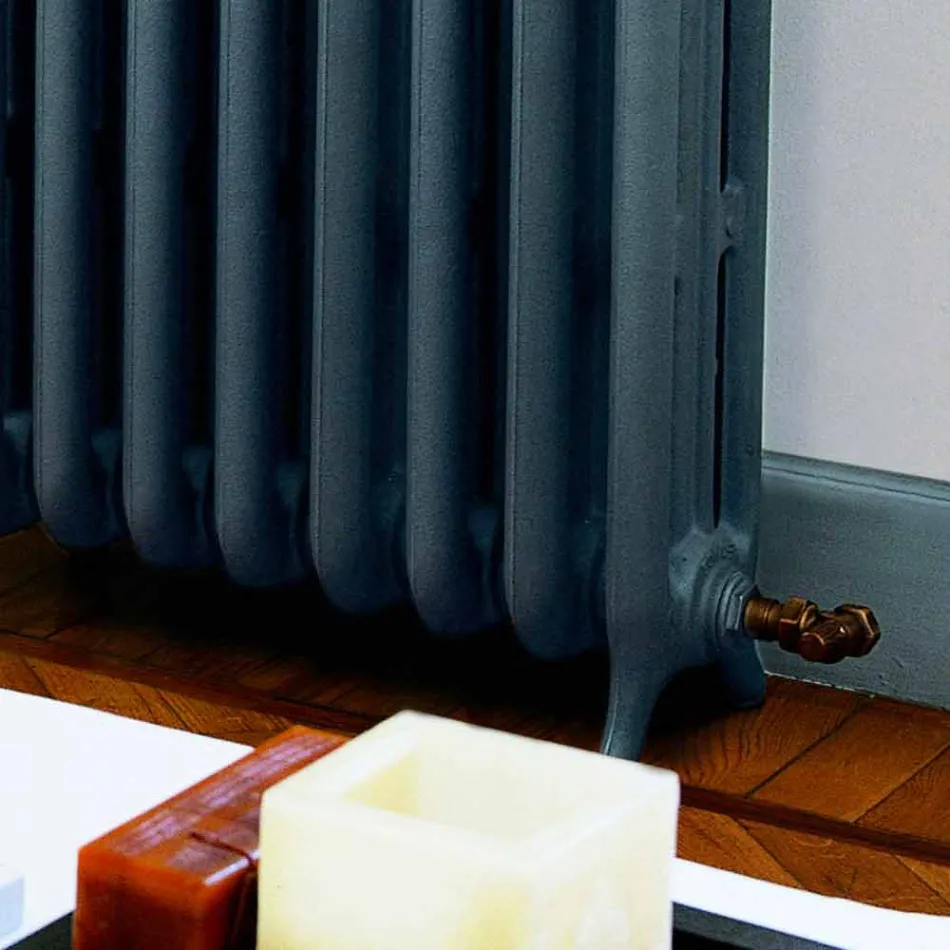 retro hydraulische radiator gietijzer in 3 kolommen van Tiffany Scirocco H Viadurini