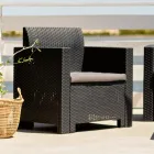 Woonkamer met 1 bank, 2 fauteuils en 1 salontafel met zitkussens - Machine Viadurini