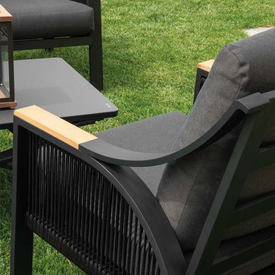 Woonkamer van aluminium met armleuningen van Braziliaans teakhout - Dagboek Viadurini