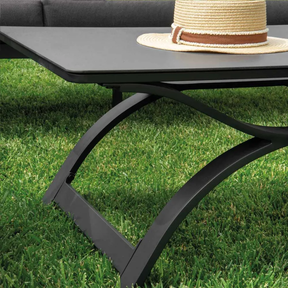 Woonkamer van aluminium met armleuningen van Braziliaans teakhout - Dagboek Viadurini