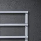 Elektrische handdoekverwarmer met ronde elementen Made in Italy - Aardbei Viadurini