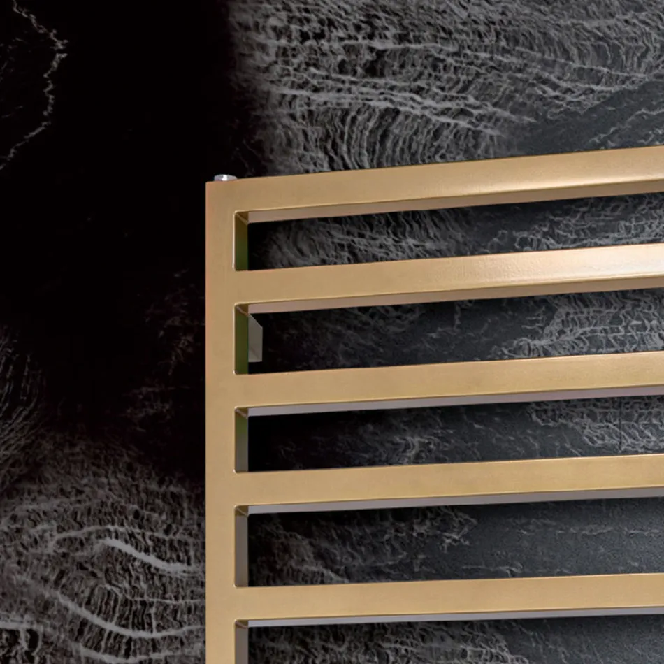 Elektrische handdoekverwarmer met eenvoudige lijnen in staal Made in Italy - Pistache Viadurini