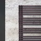 Elektrische handdoekverwarmer van koolstofstaal Made in Italy - Zure kersen Viadurini