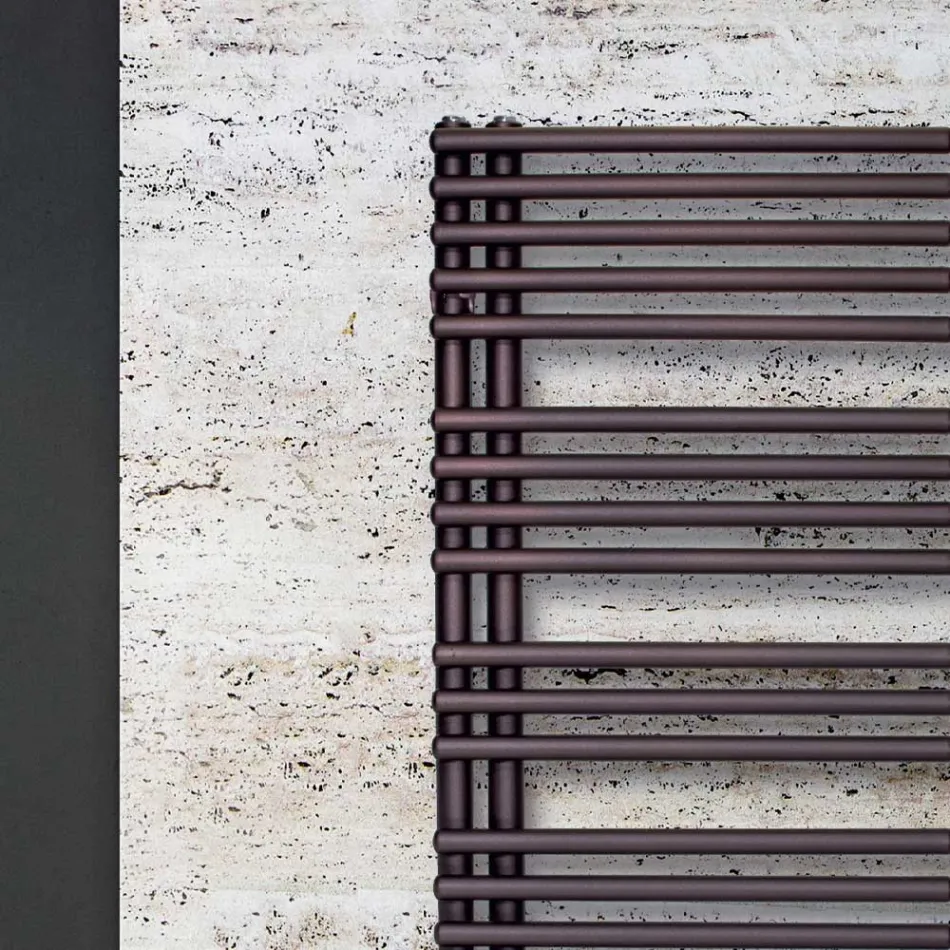 Hydraulische handdoekverwarmer van koolstofstaal, gemaakt in Italië - zure kersen Viadurini