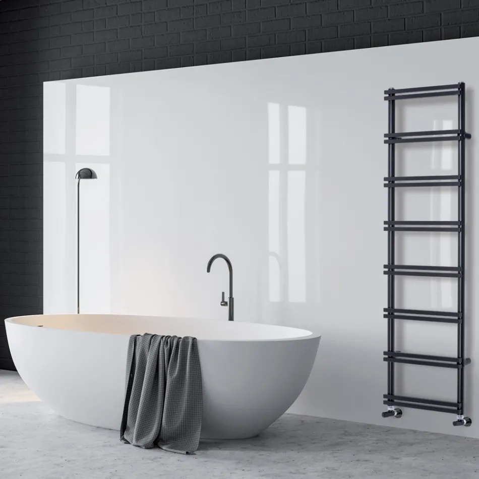 Gemengde handdoekverwarmer met verticale spruitstukken Made in Italy - Ginger Viadurini