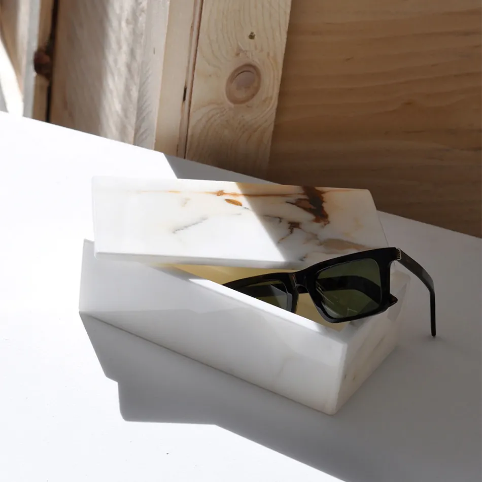 Marmeren brillendoos gemaakt in Italië - Kenna Viadurini