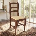 Klassieke houten stoel met stoffen zitting, gemaakt in Italië - Design Baptiste