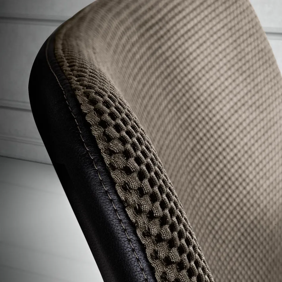 Stoel met voetsteun van vulcanostof en metalen poten Made in Italy - Amane Viadurini