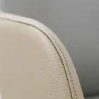 Eetkamerstoel met armleuningen in ijskleurig leer Made in Italy - Lyanne Viadurini