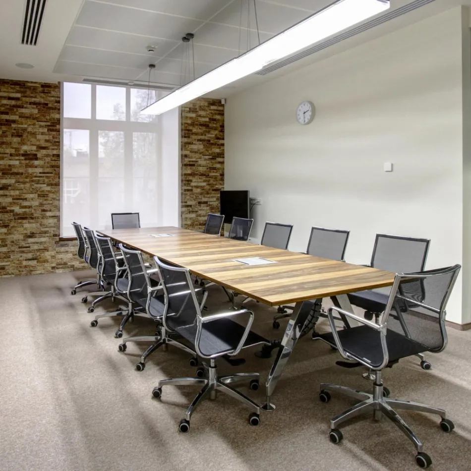 Ergonomische draaibare bureaustoel met wielen en armleuningen - Filanna Viadurini