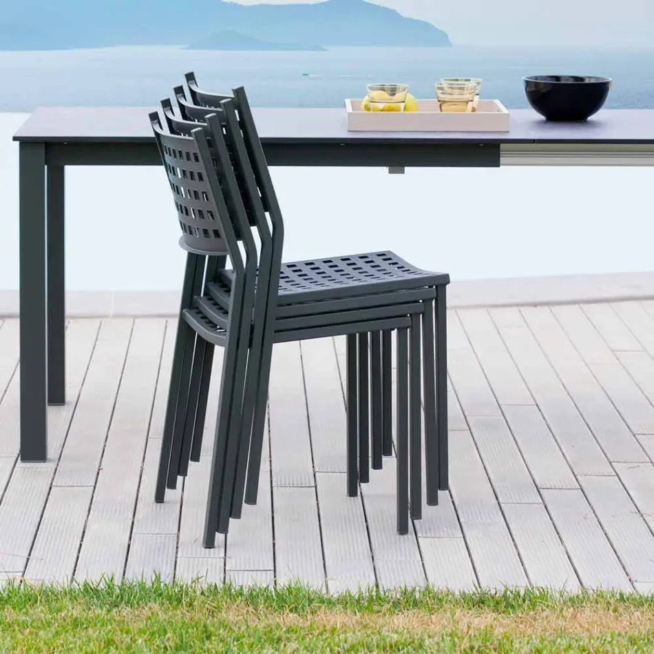 Stapelbare tuinstoel in geverfd metaal gemaakt in Italië, 8 stuks - Lina Viadurini