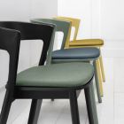 Stapelbare stoel in essenhout met stoffen zitting Made in Italy, 2 stuks - Oslo Viadurini