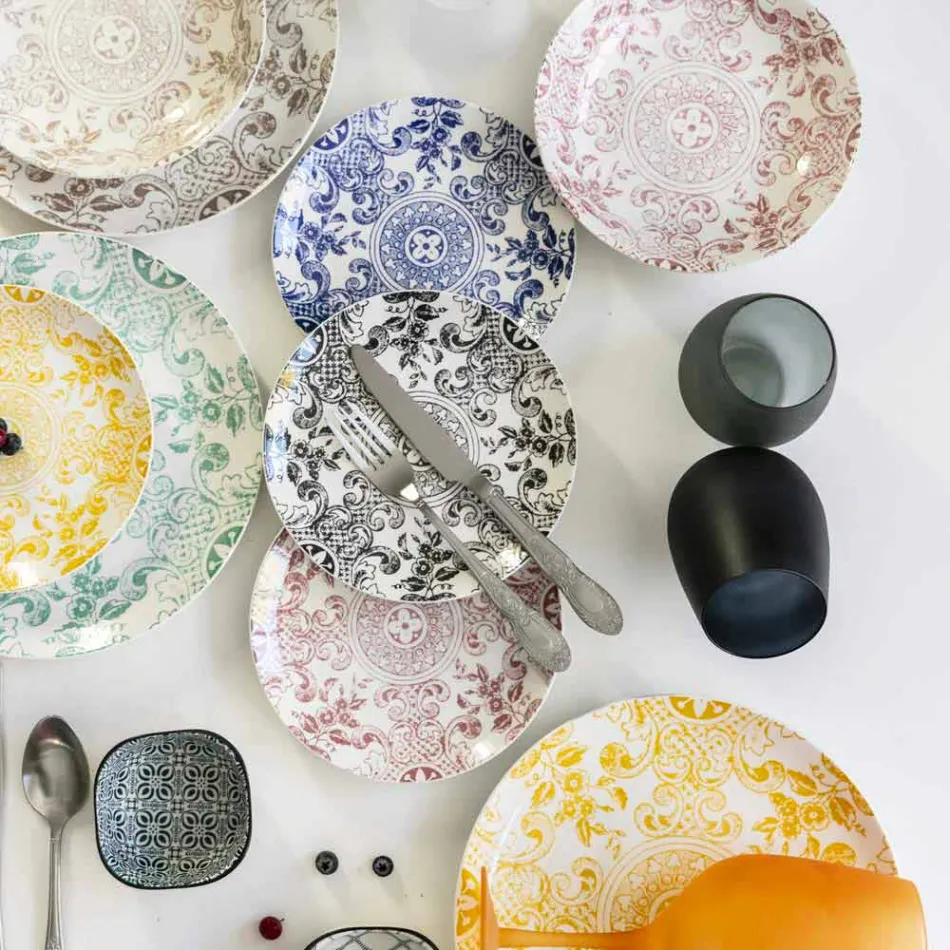 Rode of witte wijndrinkbeker in gekleurd glas, 12 stuks - rand Viadurini