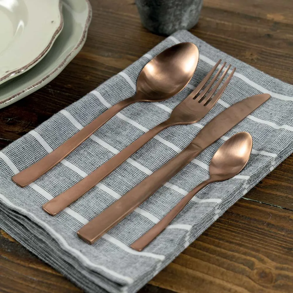 Complete bestekset in zwart staal of koper design 24 delig - Fayette Viadurini