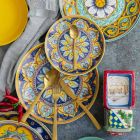 Compleet tafelservies in porselein en gekleurd steengoed 18 stuks - Calabrië Viadurini