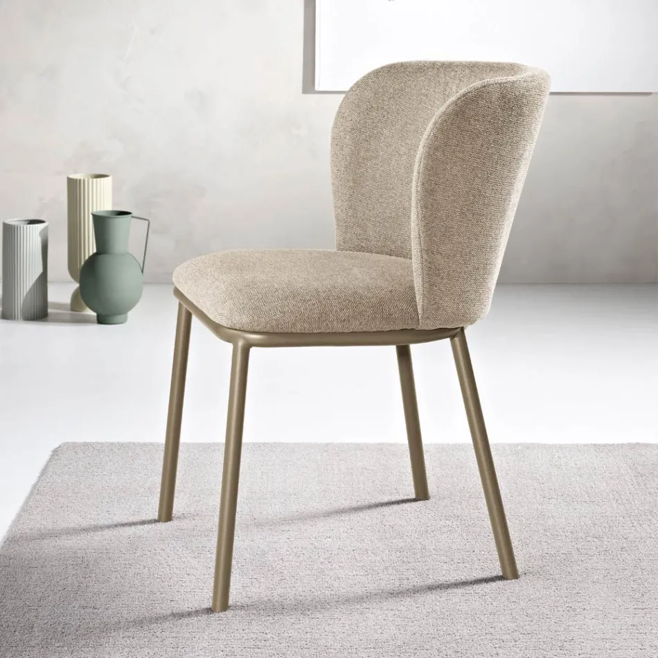 Set van 2 gestoffeerde stoelen met gelakt metalen frame - Leandra Viadurini