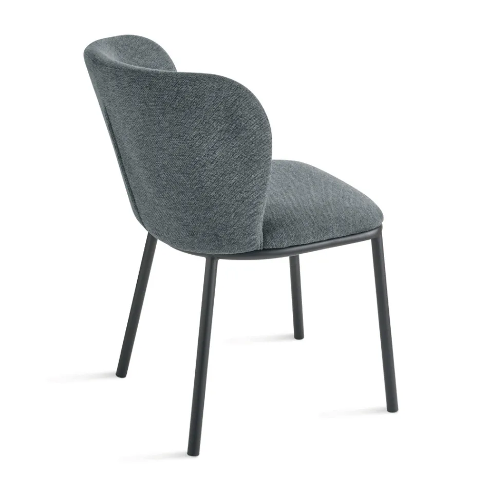 Set van 2 gestoffeerde stoelen met gelakt metalen frame - Leandra Viadurini