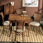 Set van vier stoelen van Bassano-hout en stof, gemaakt in Italië - Amber Viadurini