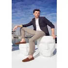 Buiten kruk in de vorm van een gezicht in een modern ontwerp door Adan door Vondom Viadurini