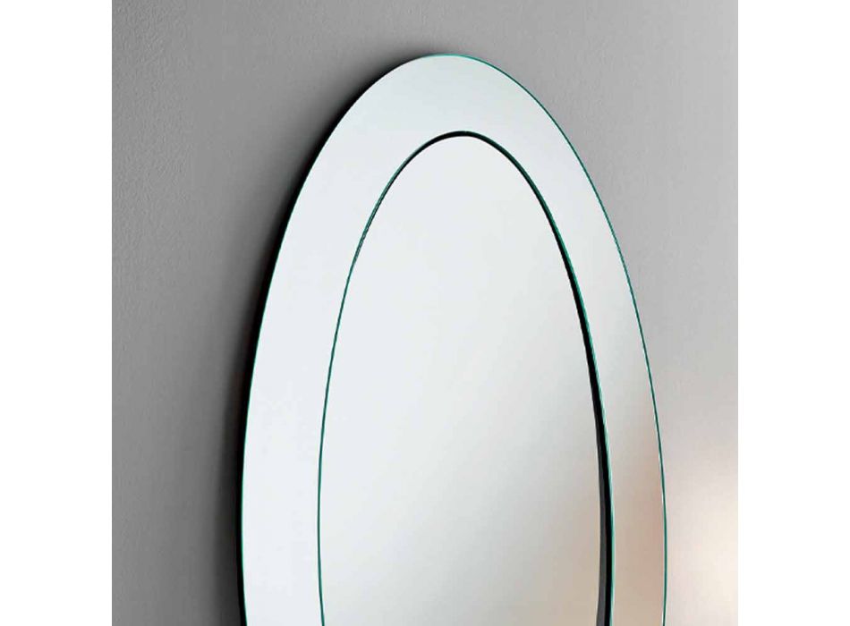 Moderne ovale vloerspiegel met schuine frame gemaakt in Italië - Salamina Viadurini