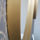 Ronde wandspiegel met metalen frame verschillende kleuren en led-verlichting - Renga Viadurini