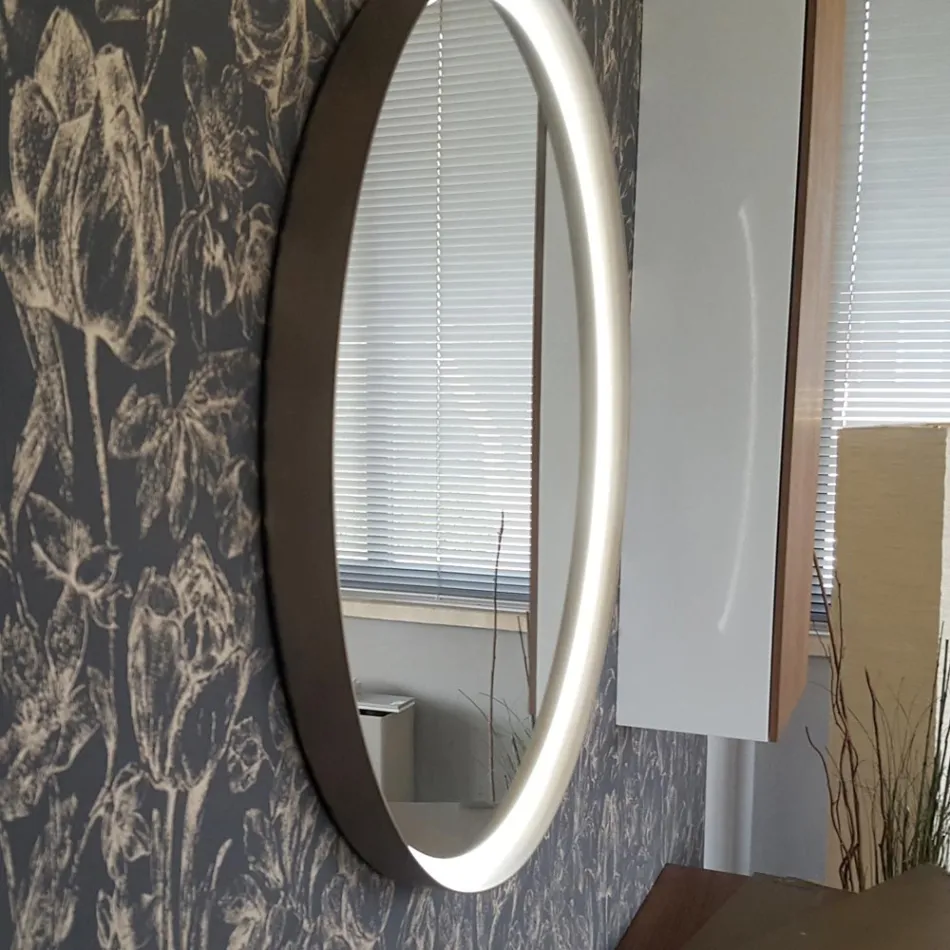 Ronde wandspiegel met metalen frame verschillende kleuren en led-verlichting - Renga Viadurini